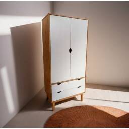 Ropero 2P, 2C y 2 estantes Mel/Gris Linea Nordica en Madera Maciza